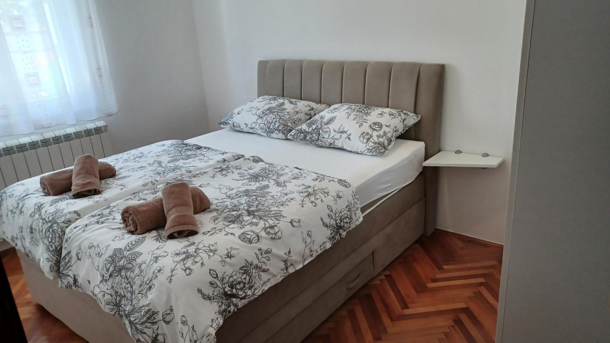 Apartments Villa Adamovic Umag Exterior foto