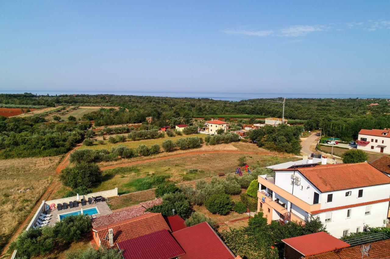 Apartments Villa Adamovic Umag Exterior foto